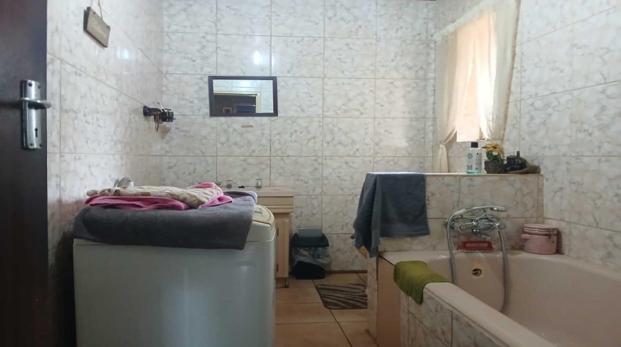 4 Bedroom Property for Sale in Sasolburg Free State